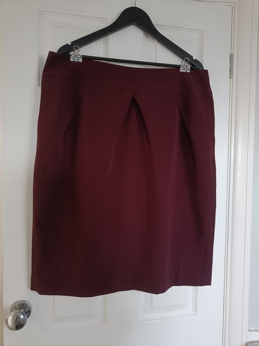 Lovely burgundy roman pencil - lovely,