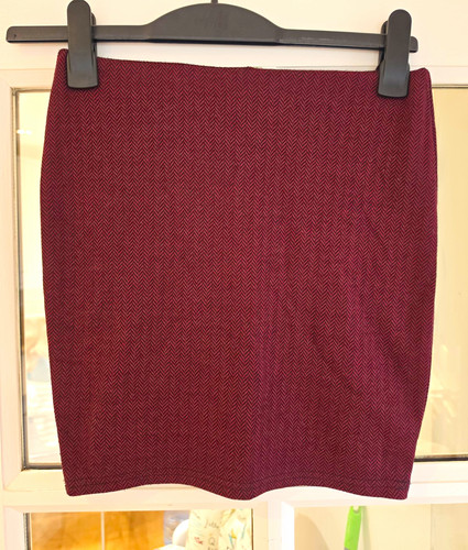 Primark burgundy black - &,