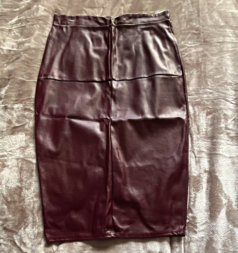 Prettylittlething burgundy - prettylittlething,